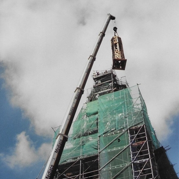 Eglise Saint Remy - Installation du campanile