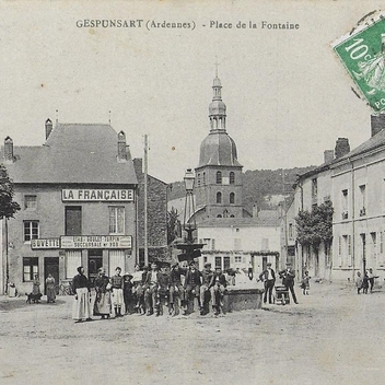 Place des Paquis, jet d’eau et rue de la Barrière