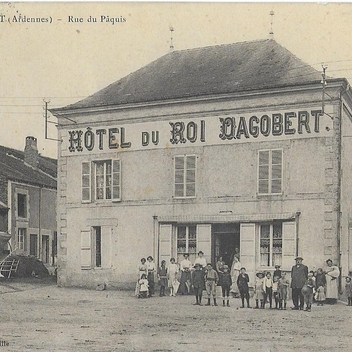 Hôtel du Roi Dagobert sur la place des Paquis