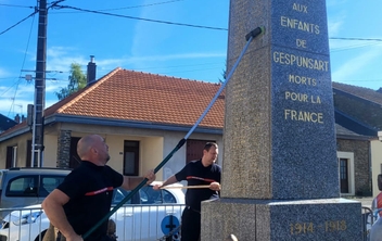 Entretien citoyen du monument aux morts