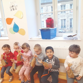 Tout-petits et petits Tout-petits et petits
