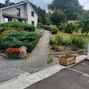 Remise des prix des Maisons Fleuries : un village toujours plus accueillant ! Remise des prix des Maisons Fleuries : un village toujours plus accueillant !