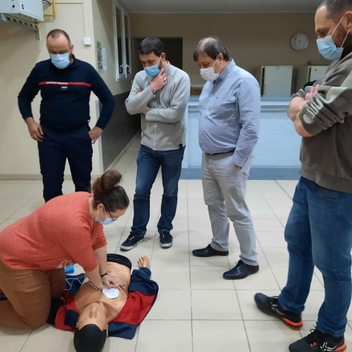 Formation et sensibilisation Premiers secours Formation et sensibilisation Premiers secours