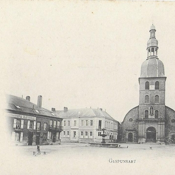 L’église, l’hôtel de ville et la gendarmerie